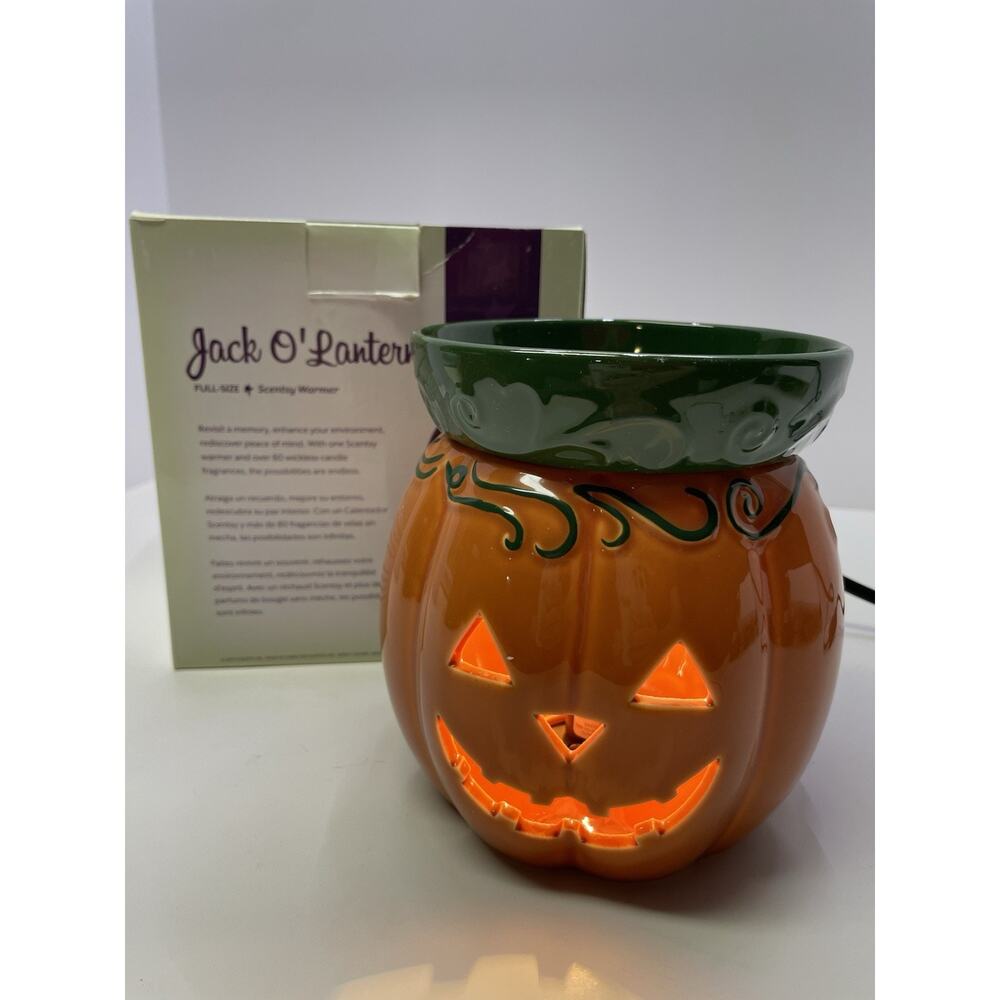 Scentsy Retired Halloween Pumpkin Jack-O-Lantern Full Size Wax Warmer With Box